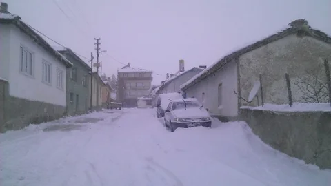 Seyitgazi'de Kar Ve Tipi Hayatı Olumsuz Etkiledi