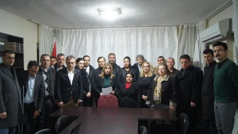 Aydın Türkav Kıbrıs'taki Türk Şehitlerini Andı