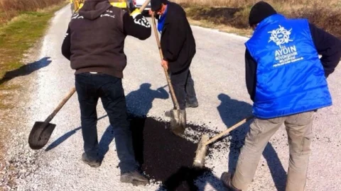 Sökeli Çiftçi İstedi Büyükşehir Ova Yollarında Çalışma Başlattı