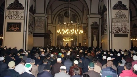 Cuma Namazında Özgecan Hutbesi