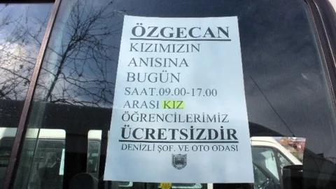 Denizlili Minibüsçüler Kız Öğrencileri Ücretsiz Taşıdı