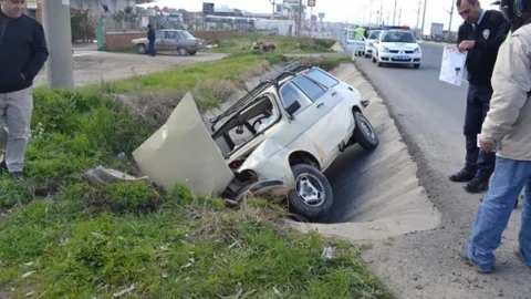 Otomobil Sürücüsü Ölümden Döndü