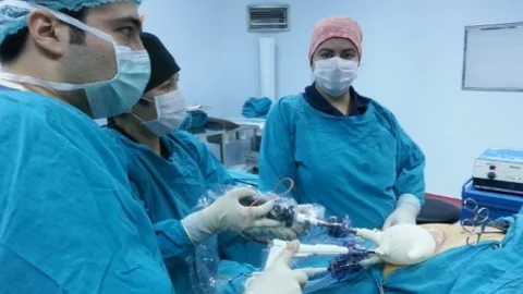 Uaşak'ta İz Bırakmayan Safra Kesesi Ameliyatı Yapıldı