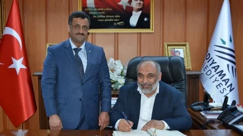 İHH Genel Başkanı Yıldırım'dan Belediyeye Ziyaret