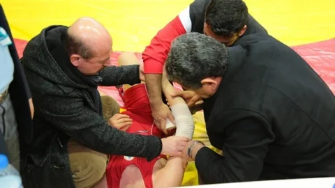 Gençler Grekoromen Güreş Şampiyonası'nda Talihsiz Kaza