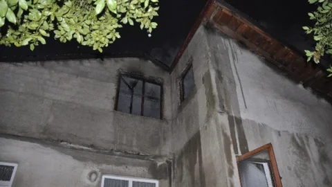 Zonguldak'ta Çıkan Yangın Bir Aileyi Evsiz Bıraktı