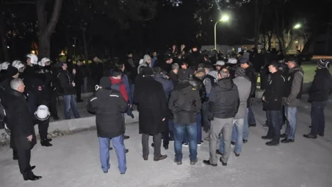 Üniversitedeki Gerginlikte Bir Öğrenci Öldü Biri Ağır Yaralandı