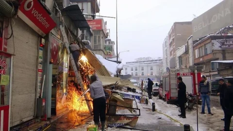 Kilis'te Kar Hayatı Felç Etti