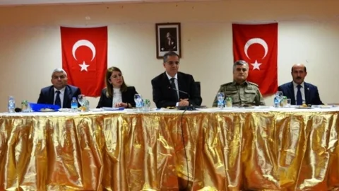 Vali Süleyman Tapsız Elbeyli İlçesinde İncelemelerde Bulundu