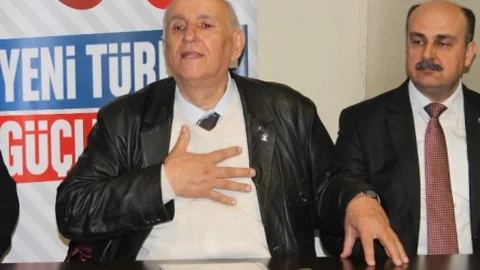 Eski CHP'li Vekil AK Parti'den Aday Adayı Oldu