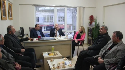 Hasan Türkyılmaz Cumayeri'nde Partililerle Bir Araya Geldi