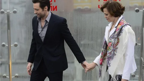 Sigourney Weaver - Hugh Michael Jackman