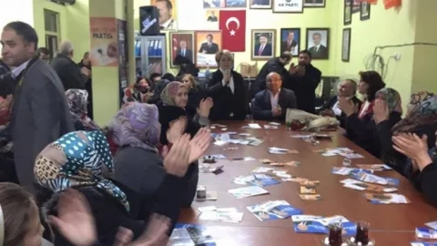 Ak Partili Şükriye Burak'a Yoğun İlgi