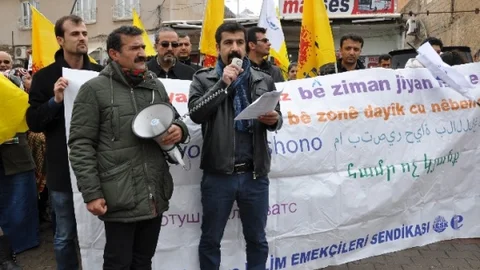 Derik'te KESK Bileşenlerinden 'dünya Anadili Günü' Açıklaması