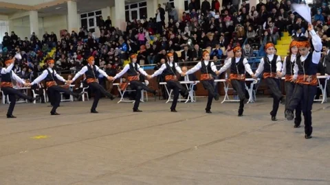 Palandöken Belediyesi Halk Oyunları Yarışmasına Damgasını Vurdu…