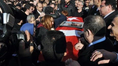 Fırat Çakıroğlu Son Yolculuğuna Uğurlandı