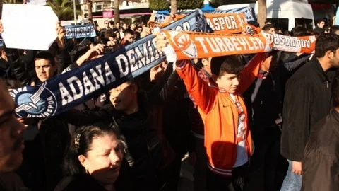 Özgecan İçin Yürüdüler