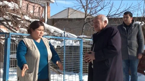 Başkan Şahiner Sokak Köpeklerine Yiyecek Gönderdi