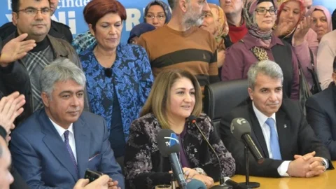 Emine Karaköse'den Hızlı Giriş