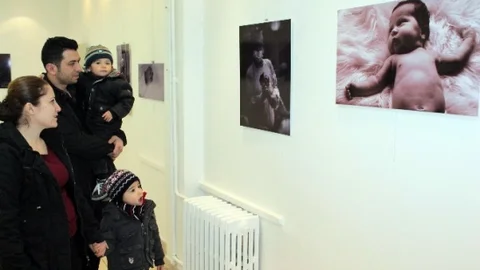 Doğum Fotoğrafları Sergisi İlgi Görüyor