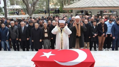 Aydın'da Fırat Yılmaz Çakıroğlu İçin Gıyabi Cenaze Namazı Kılındı