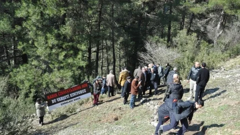 Özgecan Cesedinin Yakıldığı Yerde Anıldı