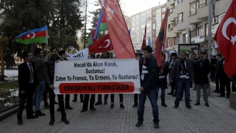 Eskişehir'de Hocalı Ve Fırat Yılmaz Çakıroğlu Yürüyüşü