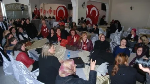 Tekirdağ'da MHP'li Kadınlar Pilav Gününde Buluştu
