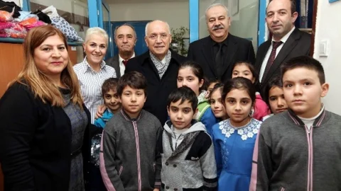 Botlar Montlar Başkan Amca'dan