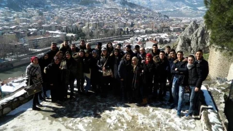 Hollanda'dan Gelen 30 Türk Genci Amasya'da Tarih Turu Attı