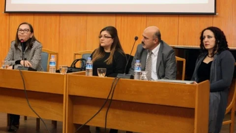 Çü'de Özgecan Anısına “Cinsel Şiddet” Paneli