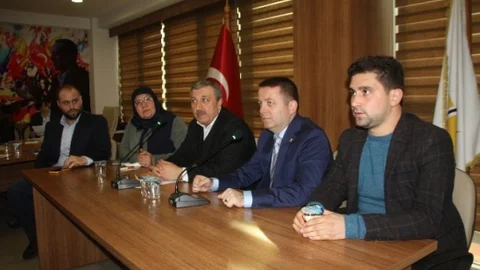 Sarıoğlu İl Teşkilatı İle Bir Arada