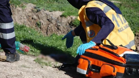 Dere Kenarında Bebek Cesedi Bulundu