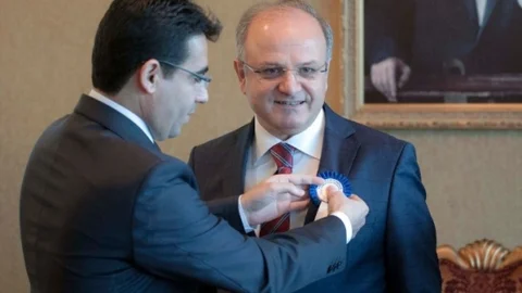 Mersin Vergi Dairesi Yönetiminden Vali Çakacak'a Ziyaret