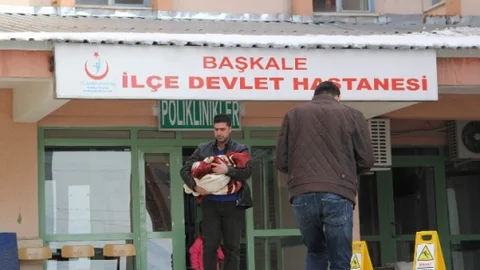 Başkale Devlet Hastanesi'nde 5 Günde 5 Bine Yakın Hastaya Bakıldı