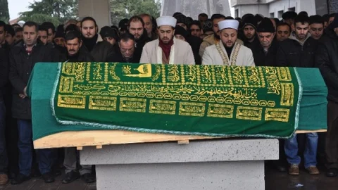 Babası Tarafından Öldürülen Genç Son Yolculuğuna Uğurlandı