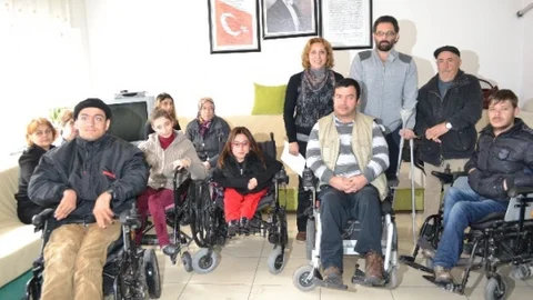 Sakatlar Derneği Şube Başkanı Songül Çalışkan;