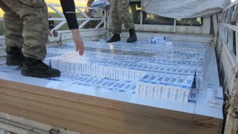 Pervari'de 28 Bin 400 Paket Kaçak Sigara Ele Geçirildi