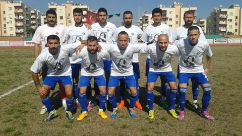 Mersin Büyükşehir Belediyesi ‘Özgecan' Tişörtü Dağıttı