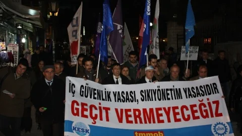 'iç Güvenlik Yasa Tasarısı'na Protesto