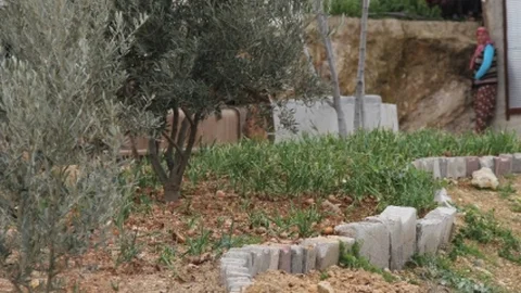 Kanalizasyon Kazısından Top Mermisi Çıktı