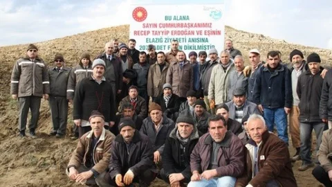 Cumhurbaşkanı Erdoğan İçin 2 Bin 71 Fidan Dikildi