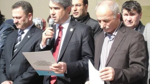 “Sağlık Çalışanı Şiddeti Değil; Teşekkürü Hak Ediyor.”