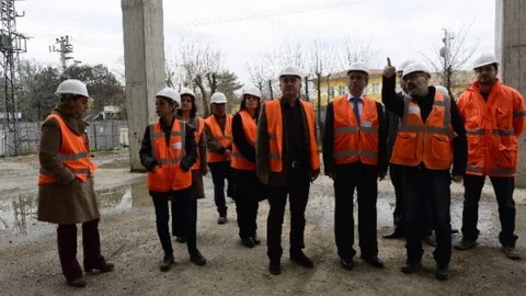 Eşbaşkan Anlı Kültür Ve Kongre Merkezi İnşaatını İnceledi