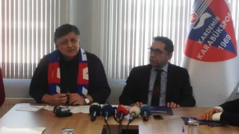 Yılmaz Vural İmzayı Attı