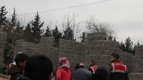 Yıkılan İnşaat Duvarının Altında Kalan Çocuk Öldü