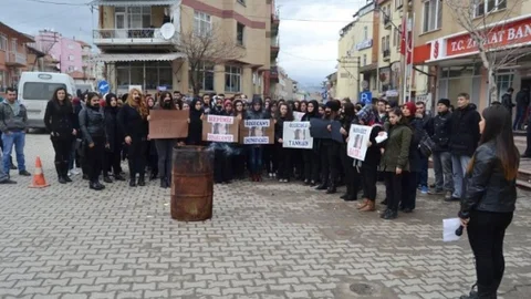 Hisarcık'ta Özgecan Aslan Protestosu