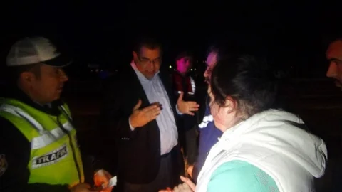 Yayaya Emniyet Şeridinde Otomobil Çarptı