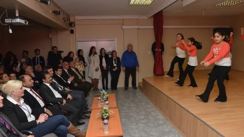 Çiğli Belediyesi'nden Comenius'a Destek