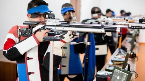 Silahları Madalya İçin Çekecekler